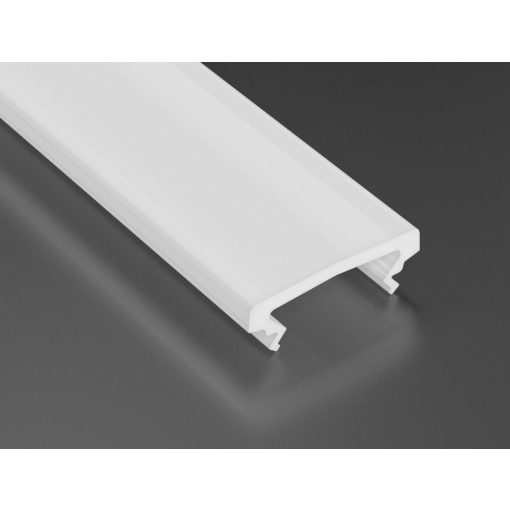 Magasított Tejfehér PVC takaróprofil 1 méteres profilokhoz