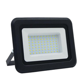 A LED fényszóró és LED reflektor hasznossága a mindennapokban